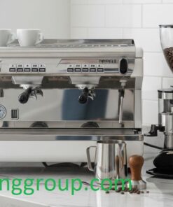 Combo Máy Pha Cà Phê Nuova Simonelli Appia II 2 Group Và Máy Xay Cà Phê Gemilai HC 600