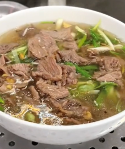 Khóa học nấu phở thìn (phở tái lăn) hấp dẫn để kinh doanh tại TPHCM