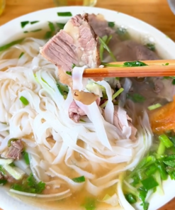 Khóa học nấu phở thìn (phở tái lăn) hấp dẫn để kinh doanh tại TPHCM