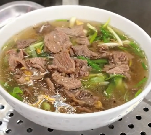 Khóa học nấu phở thìn (phở tái lăn) hấp dẫn để kinh doanh tại TPHCM