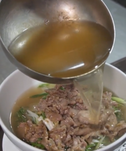 Khóa học nấu phở thìn (phở tái lăn) hấp dẫn để kinh doanh tại TPHCM